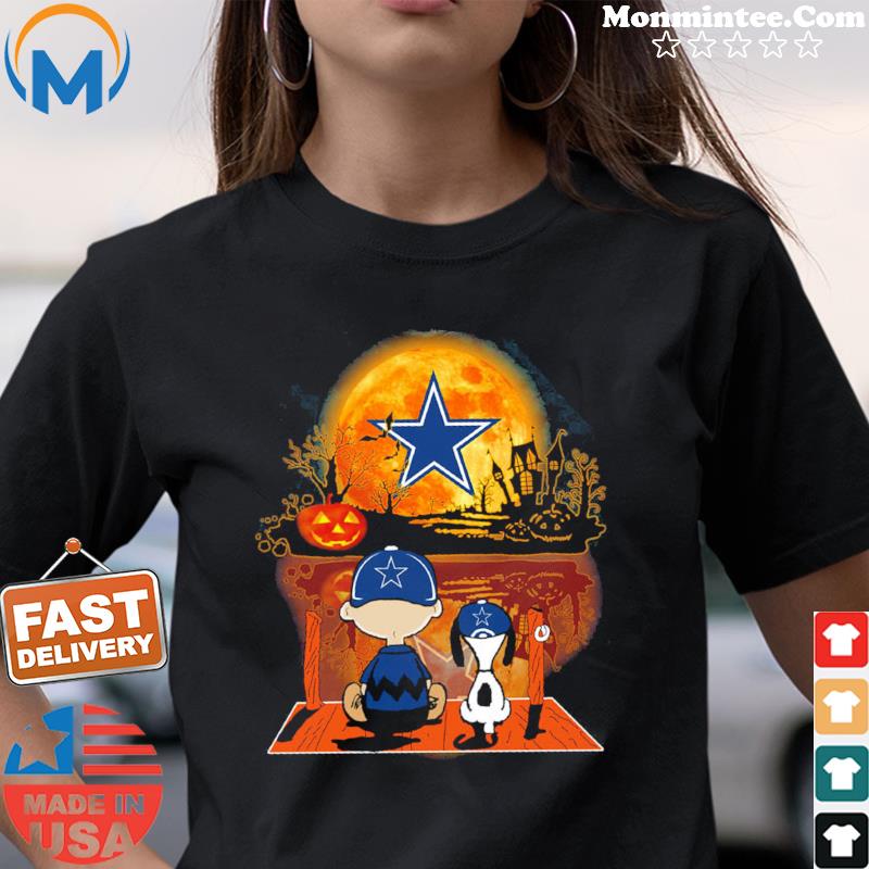 Charlie Brown And Snoopy Watching Dallas Cowboy Moon Halloween Shirt